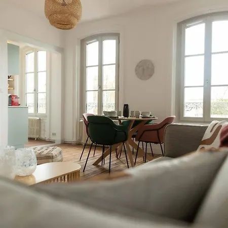 Les Pierres Blanches : T2 - Hypercentre Apartament *